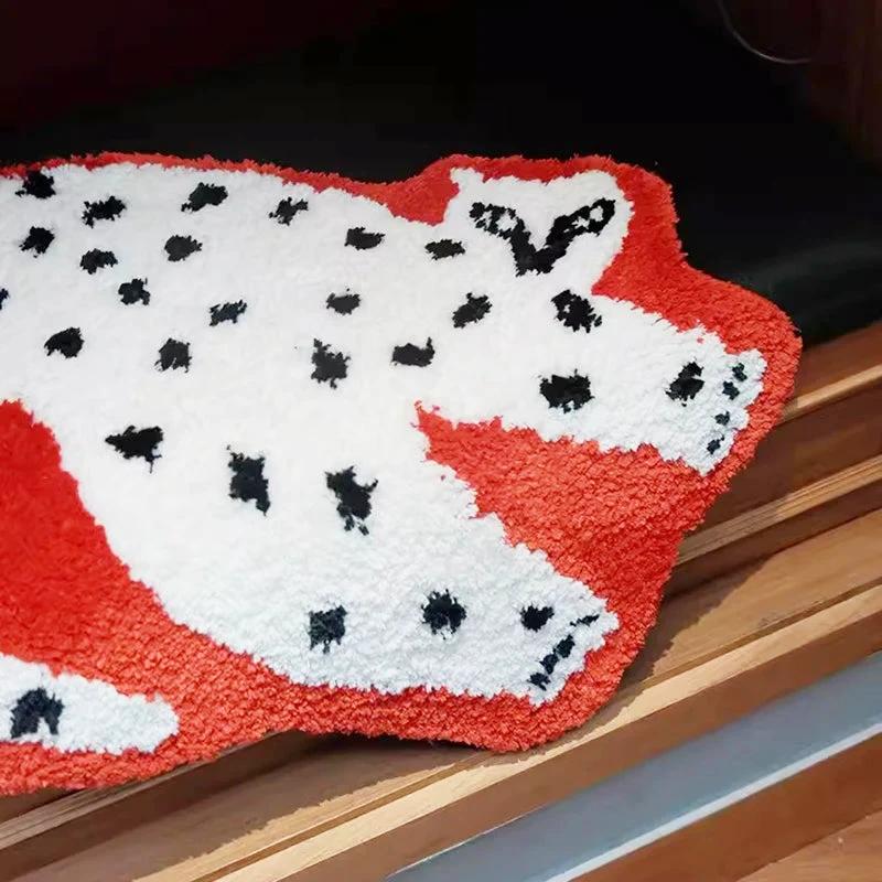 Tufting Leopard Rug by Bowlift
