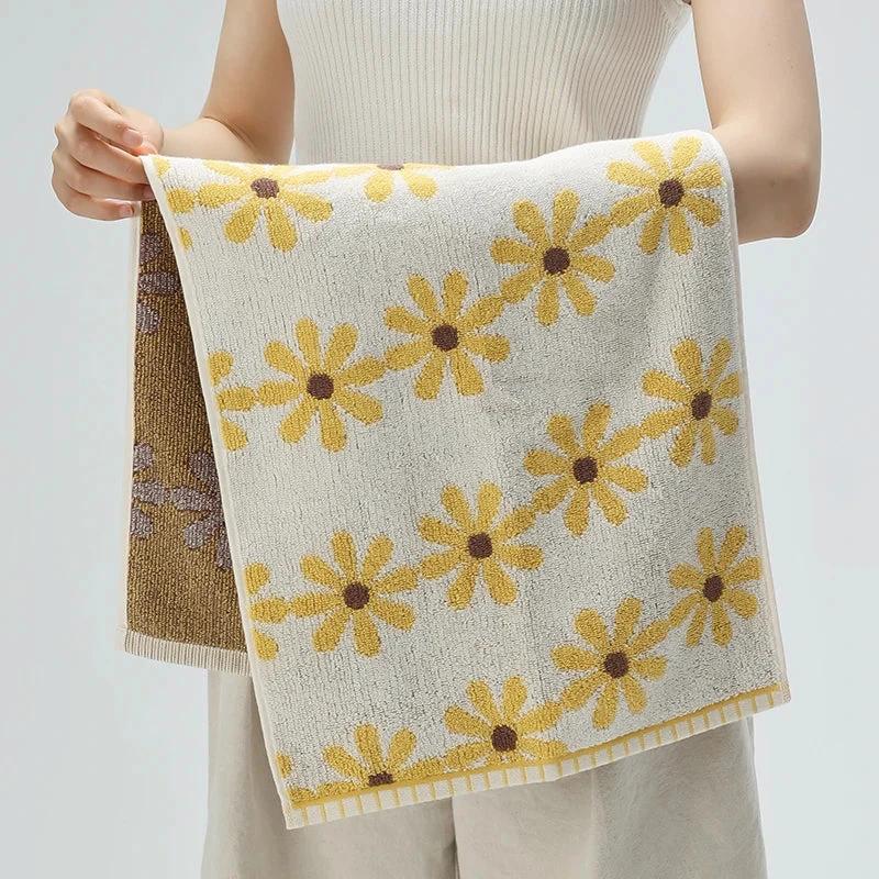 Daisy Towel by Bowlift
