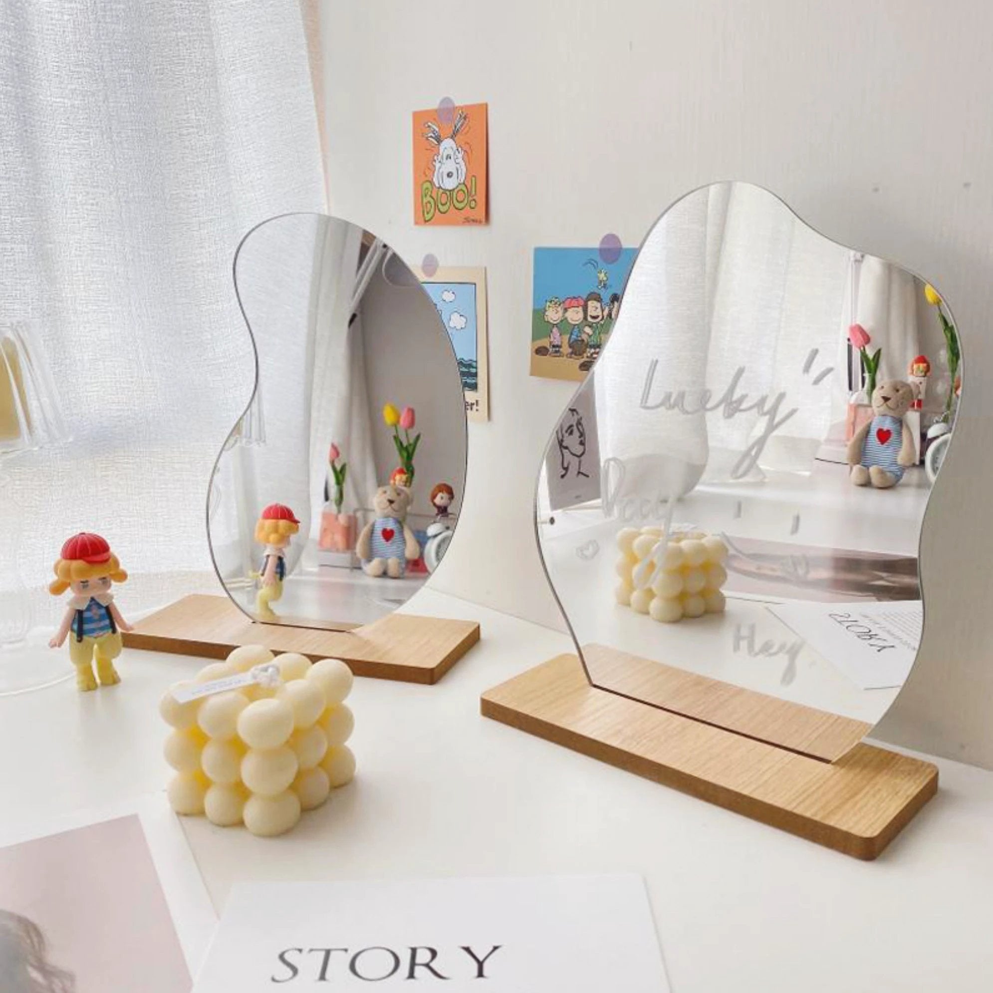 Wavy & Curvy Mirror by Bowlift