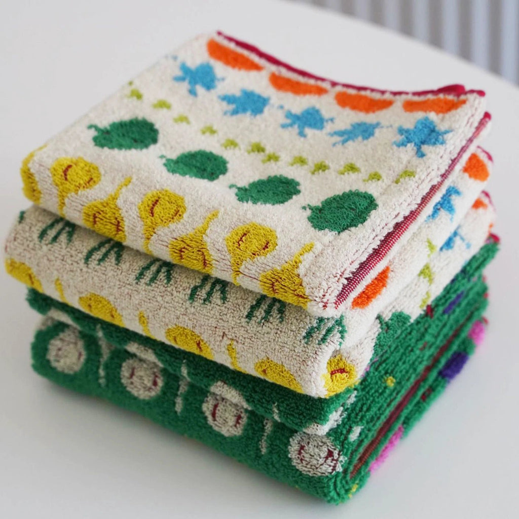 Vegs Towel by Bowlift