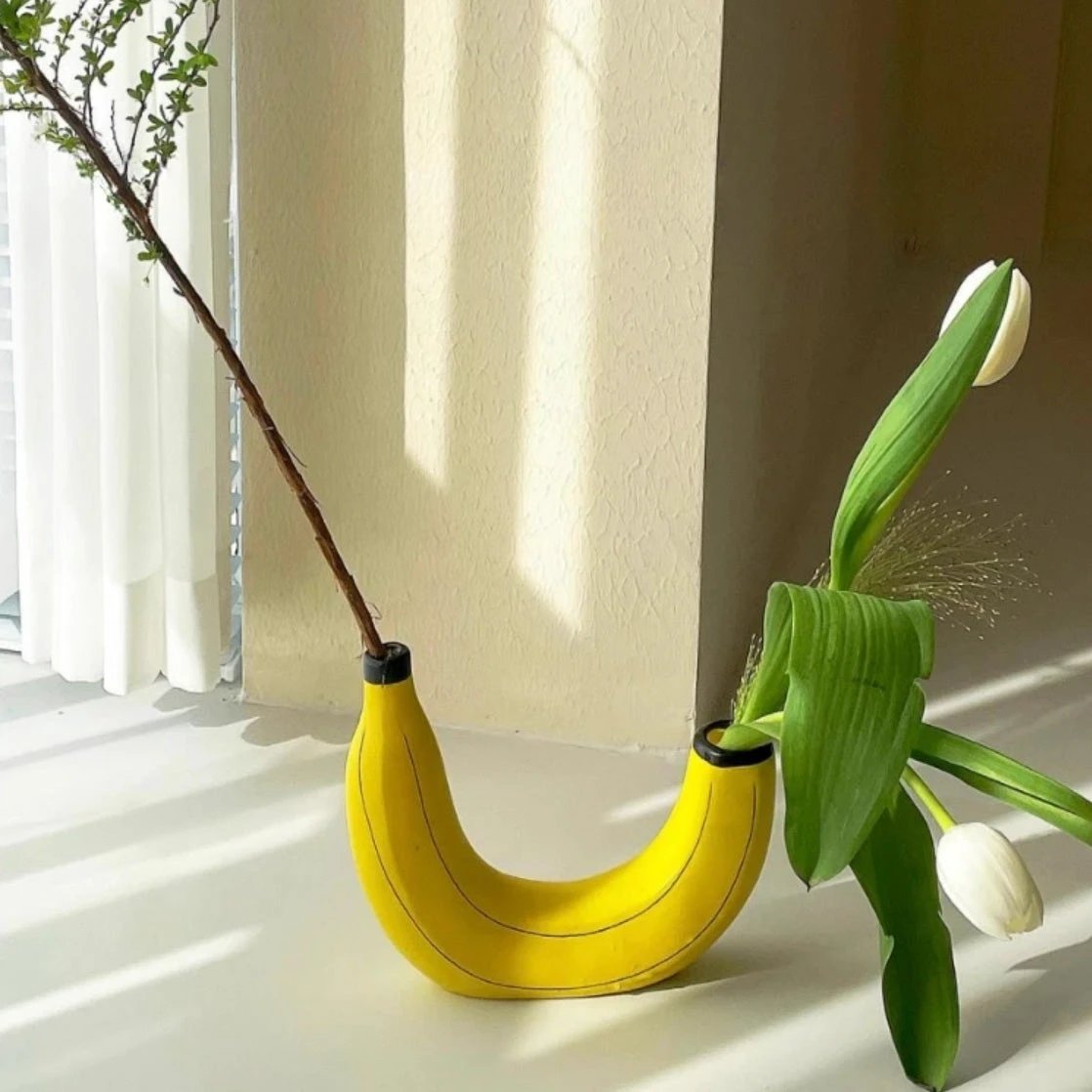 Banana Vase by Bowlift