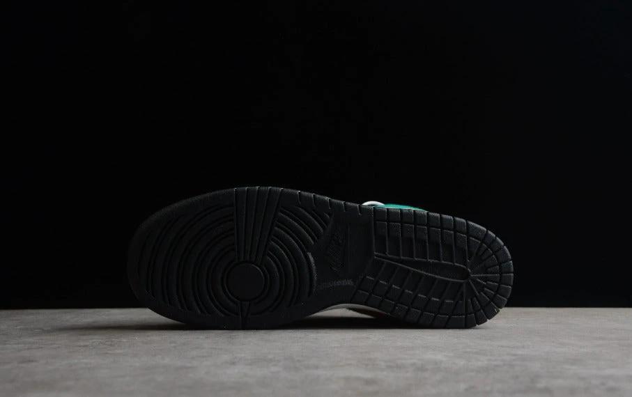 NK Dunk Low SE Patchwork by Air Jordan