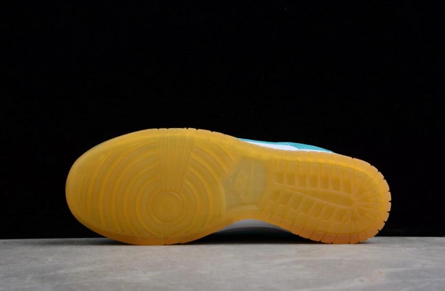 NK Dunk Low “Turquoise and Orange” by Air Jordan