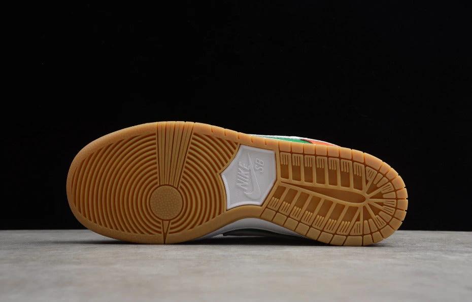 NK Dunk Low 7-Eleven by Air Jordan