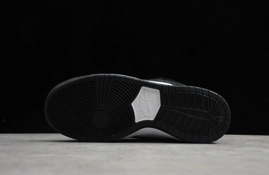 NK Dunk Low SB Black White by Air Jordan