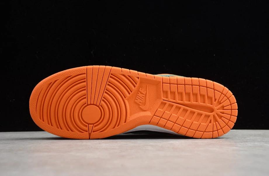 NK Dunk Low “Ceramic” Black Orange by Air Jordan