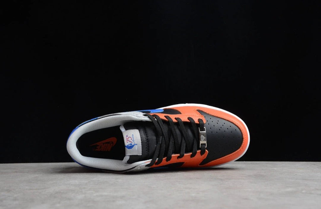 NBA X NK Dunk Low EMB “Knicks” (2021) by Air Jordan