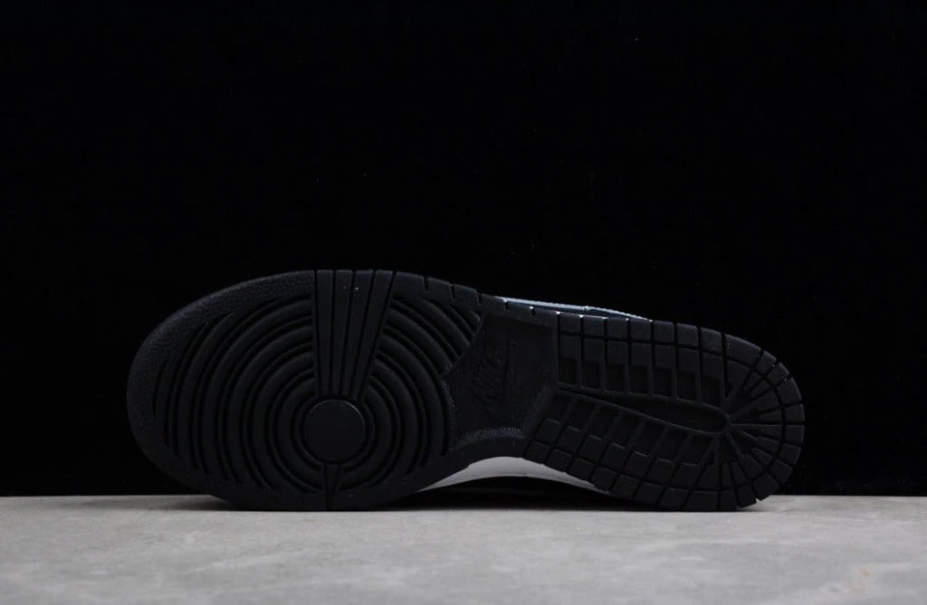 NK Dunk Low Black And White by Air Jordan
