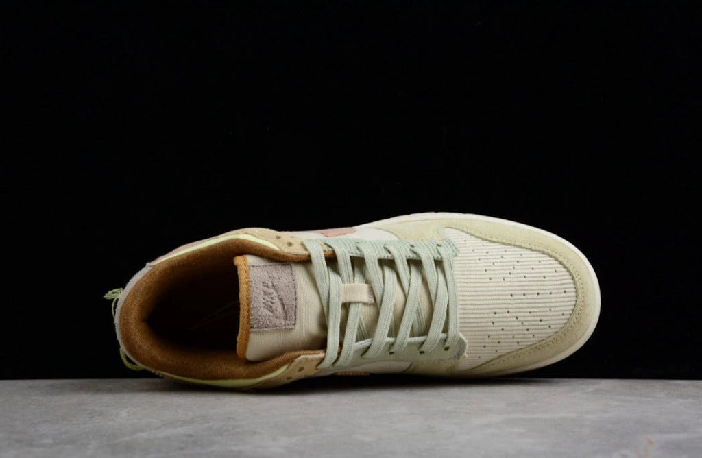 NK Dunk Low “Bright Side” by Air Jordan