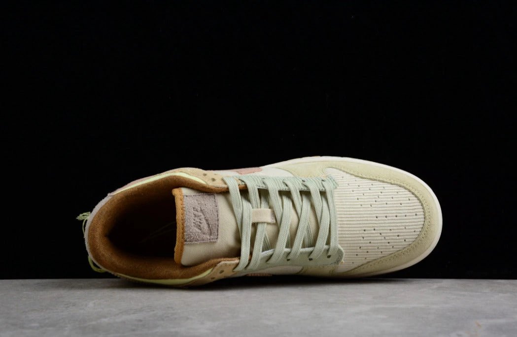 NK Dunk Low “Bright Side” by Air Jordan
