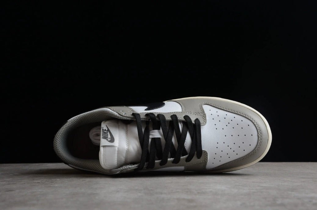 NK Dunk Low W Light Smoke Grey by Air Jordan