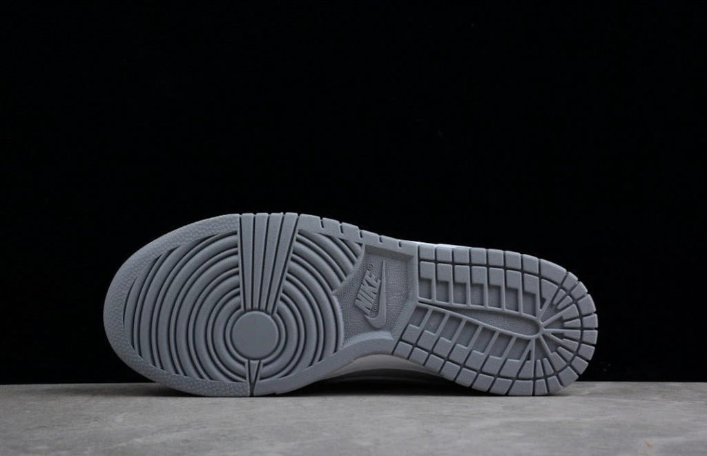 NK Dunk Low Retro “Grey White” by Air Jordan