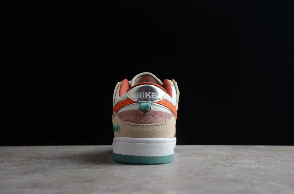 NK Dunk Low Scrap Shapeless by Air Jordan