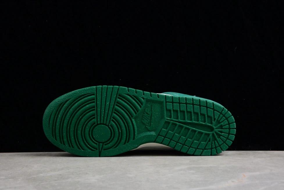 NK Dunk Low Disrupt 2 Malachite by Air Jordan