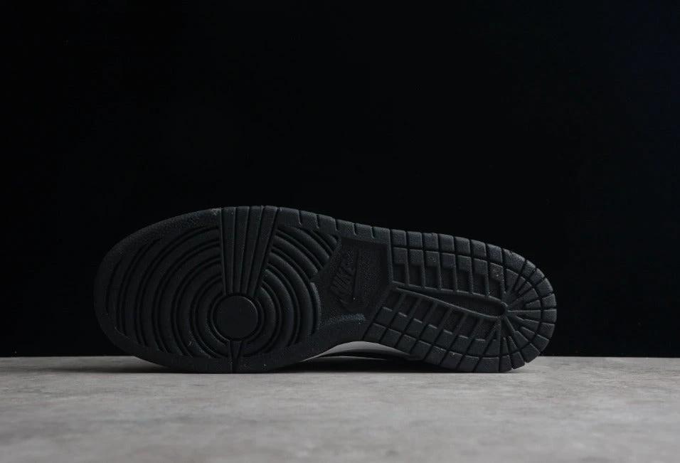 NK Dunk Low White Black by Air Jordan