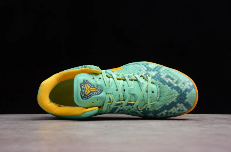 NK Kobe 8 System Green Glow by Air Jordan