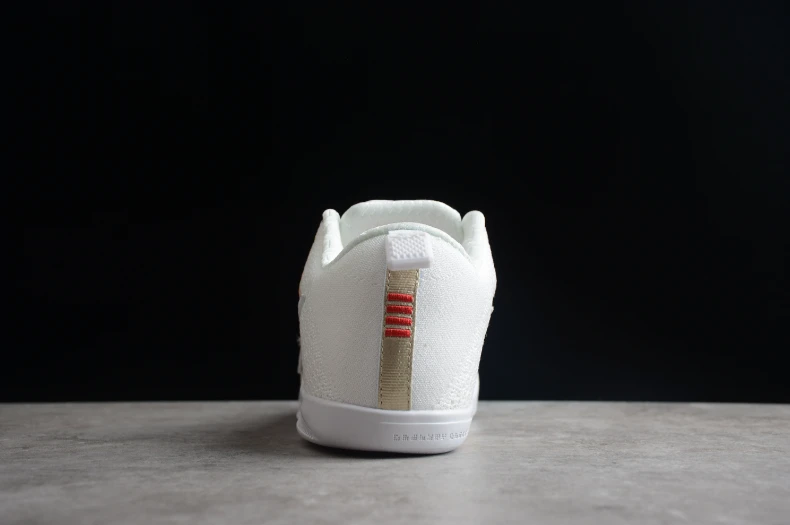 NK Kobe 11 Elite Low 4KB by Air Jordan