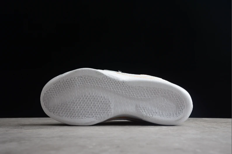 NK Kobe 11 Elite Low 4KB by Air Jordan