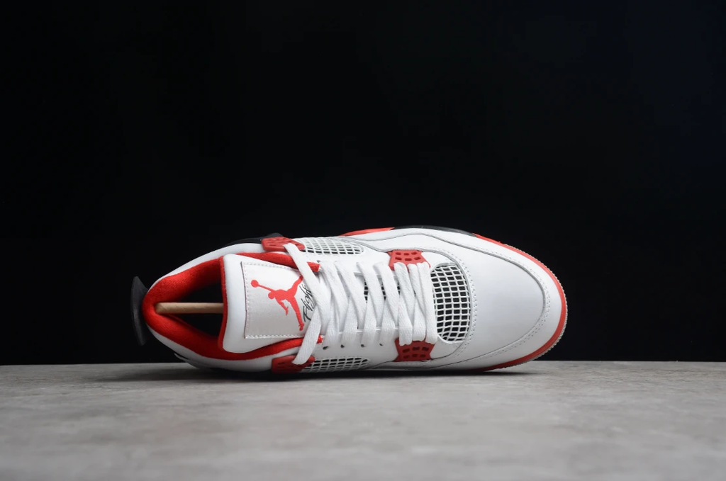 Air Jordan 4 Retro Fire Red (2020) by Air Jordan