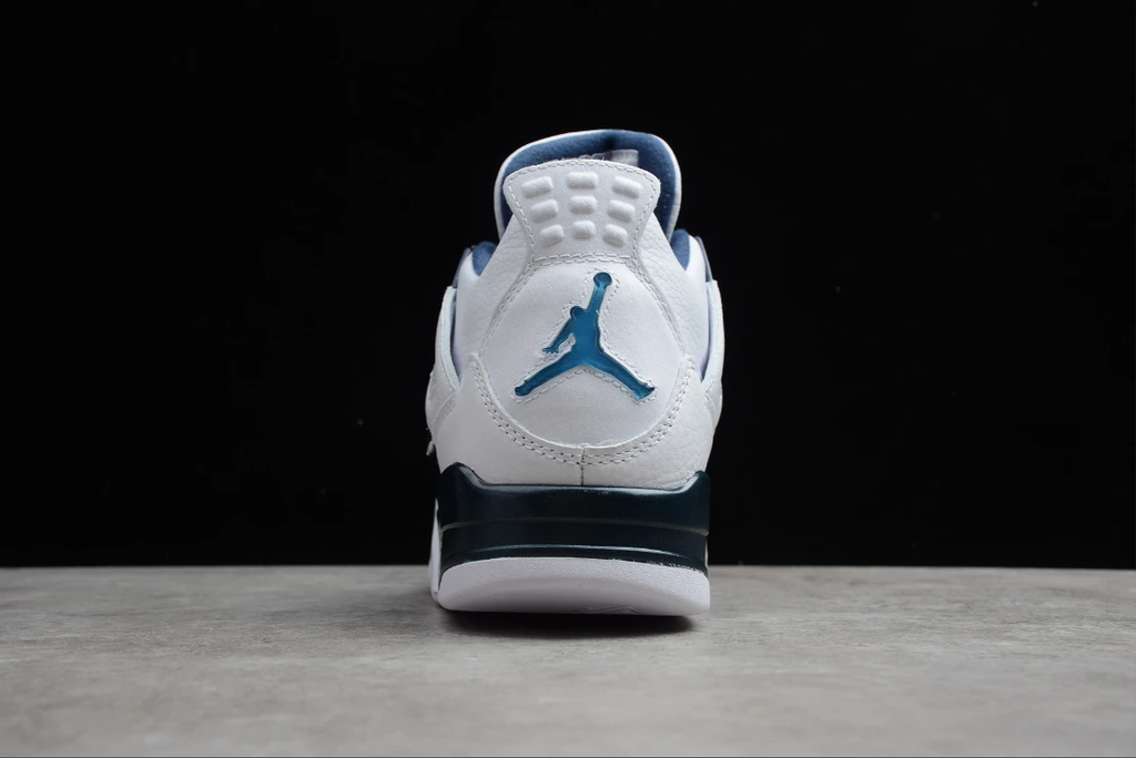 Air Jordan 4 Columbia by Air Jordan