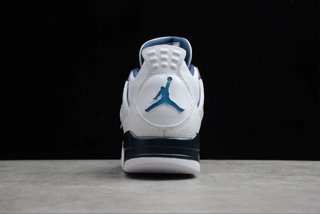 Air Jordan 4 Columbia by Air Jordan