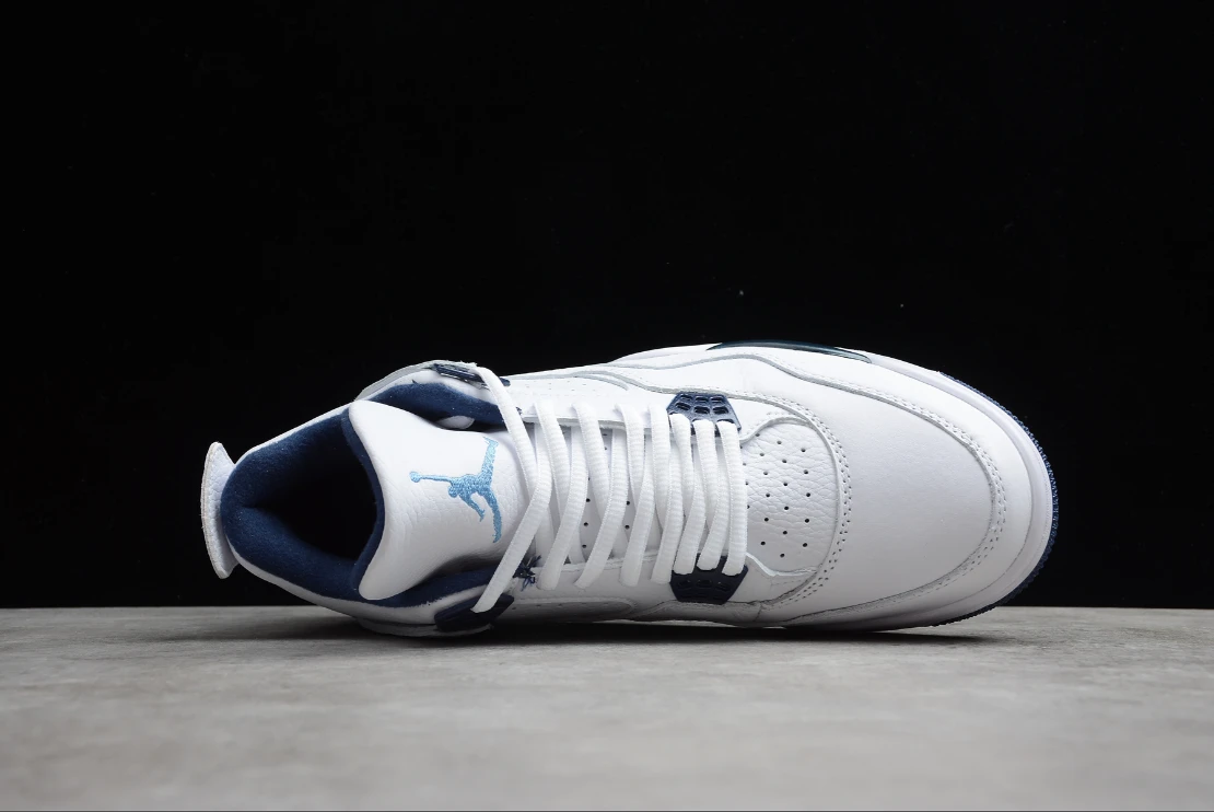 Air Jordan 4 Columbia by Air Jordan