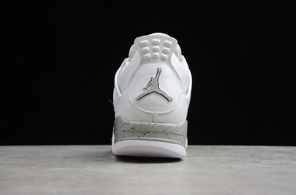 Air Jordan 4 “White Oreo” by Air Jordan