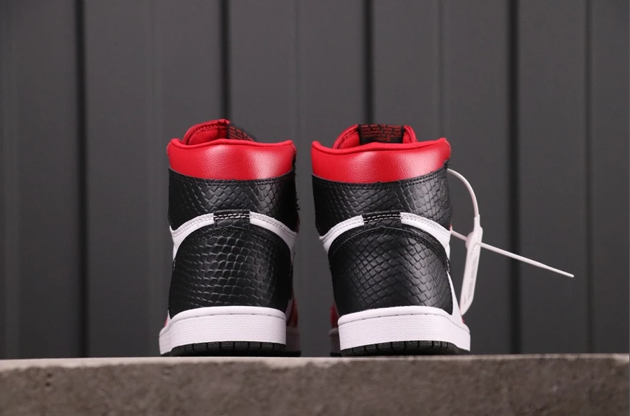 Air Jordan 1 Retro High OG Satin Snake Chicage by Air Jordan