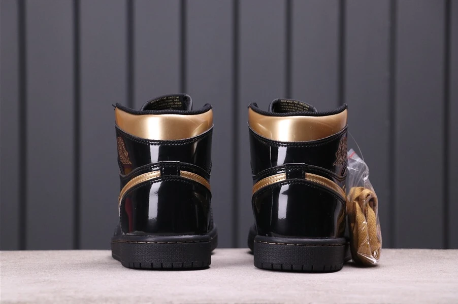 Air Jordan 1 High Black Metallic Gold by Air Jordan
