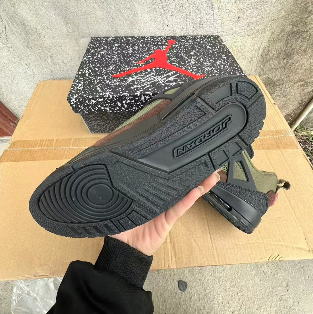 JD Spiz’ike Low Beef And Broccoli Shoes Sneakers by Air Jordan