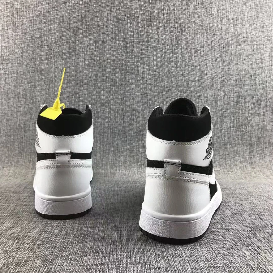 Air Jordan 1 Retro Mid Tuxedo by Air Jordan
