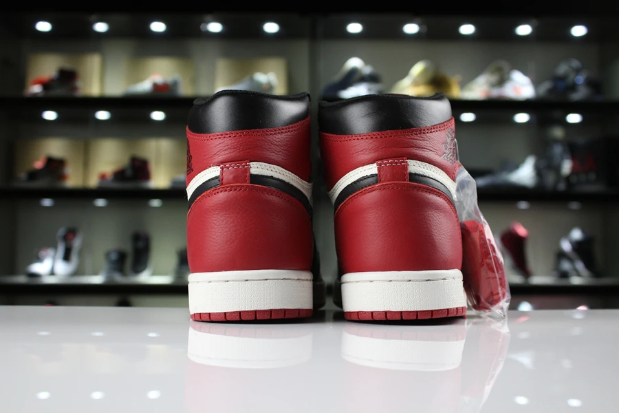 Air Jordan 1 Retro High Bred Toe by Air Jordan