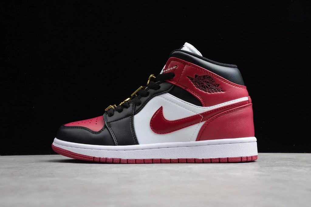 Air Jordan 1 Mid SE 'Gold Pendants' by Air Jordan