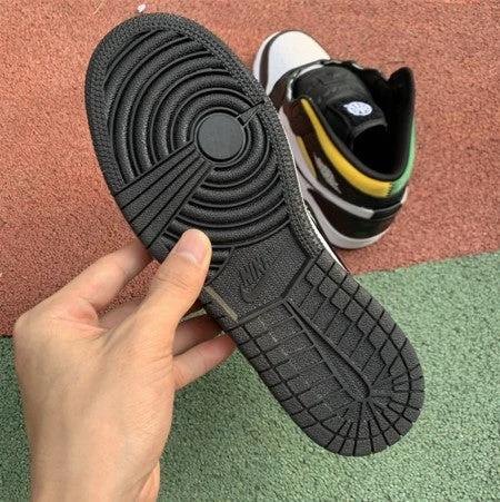 Air Jordan 1 Mid Quai 54 Four-Color Mandarin by Air Jordan