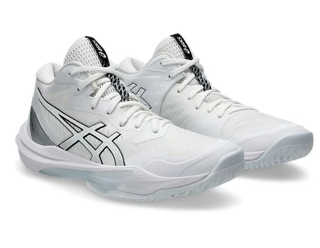 Asics Sky Elite FF MT 3 White White 1052A076-100 by Air Jordan