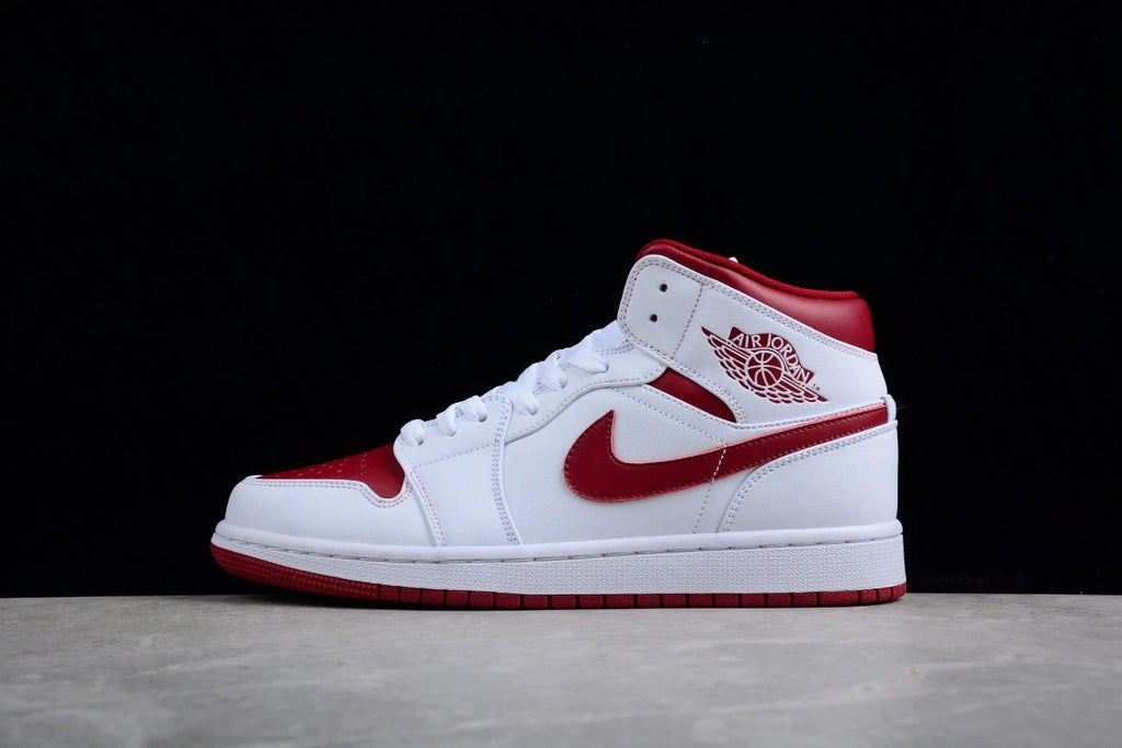 Air Jordan 1 Mid Reverse Chicago by Air Jordan