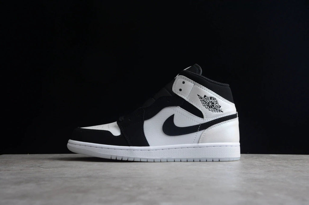 Air Jordan 1 Mid Diamond Shorts by Air Jordan