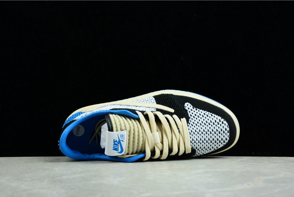 Air Jordan 1 Retro Low Flyknit Royal by Air Jordan