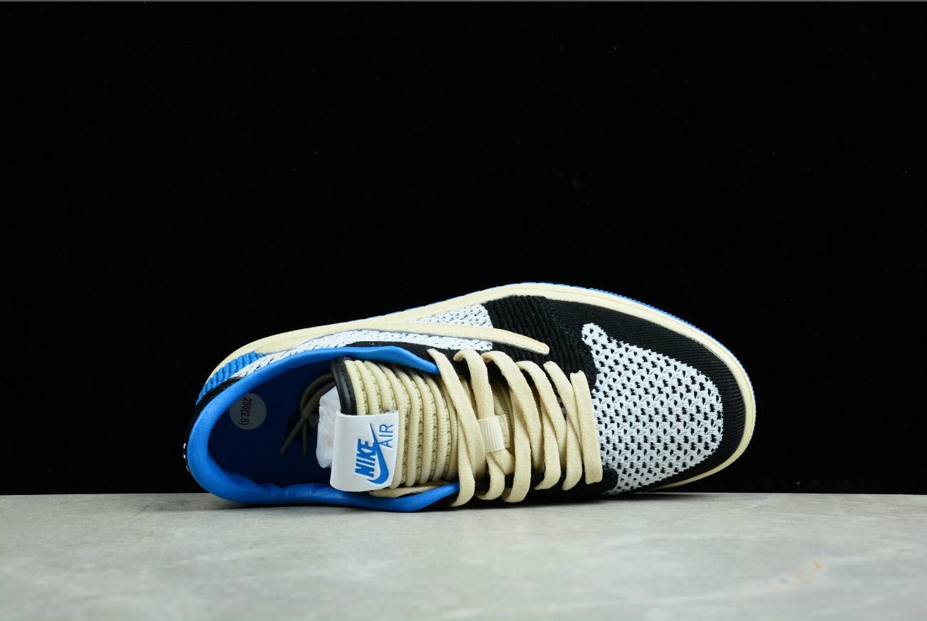 Air Jordan 1 Retro Low Flyknit Royal by Air Jordan