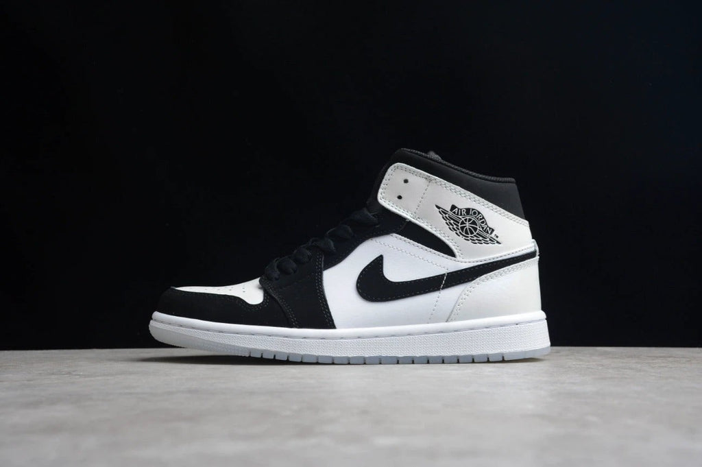 Air Jordan 1 Mid Diamond Shorts by Air Jordan