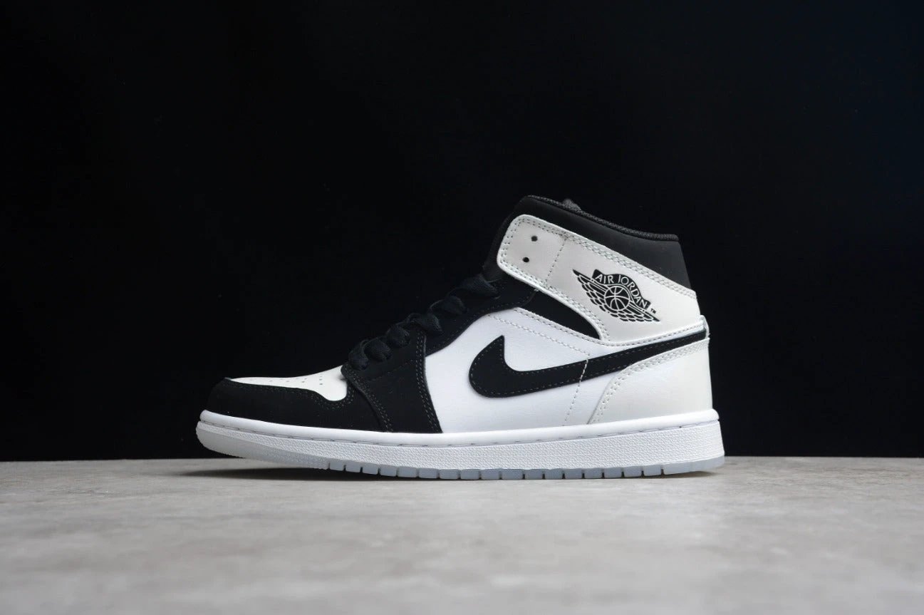 Air Jordan 1 Mid Diamond Shorts by Air Jordan
