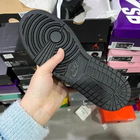 Air Jordan 1 Mid SE GS Black And Green by Air Jordan