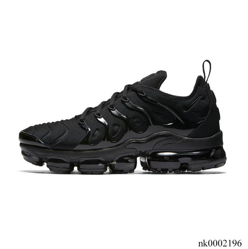 Air VaporMax Plus Triple Black Shoes Sneakers by Air Jordan