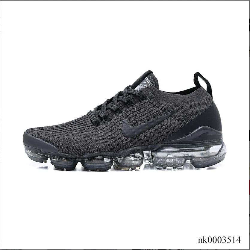 Air VaporMax Flyknit Shoes Sneakers (W) by Air Jordan