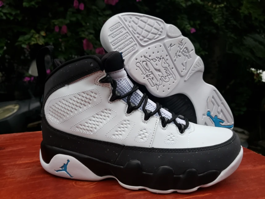Air Jordan 9 White And Black Jade by Air Jordan