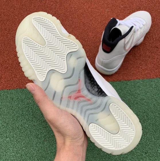 Air Jordan 11 Platinum Tint by Air Jordan