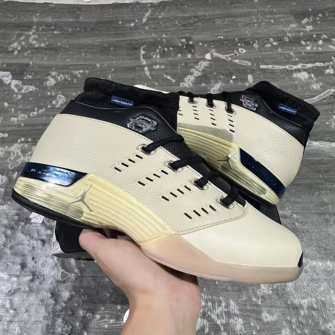 Infinite Archives x Air Jordan 17 Low Beach Shoes Sneakers by Air Jordan