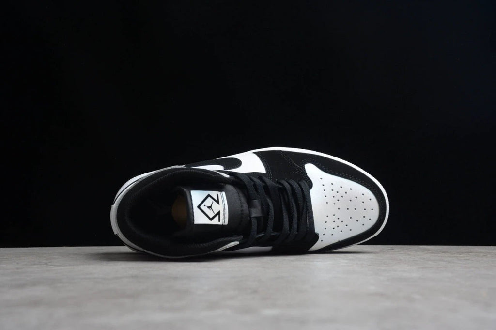 Air Jordan 1 Mid Diamond Shorts by Air Jordan