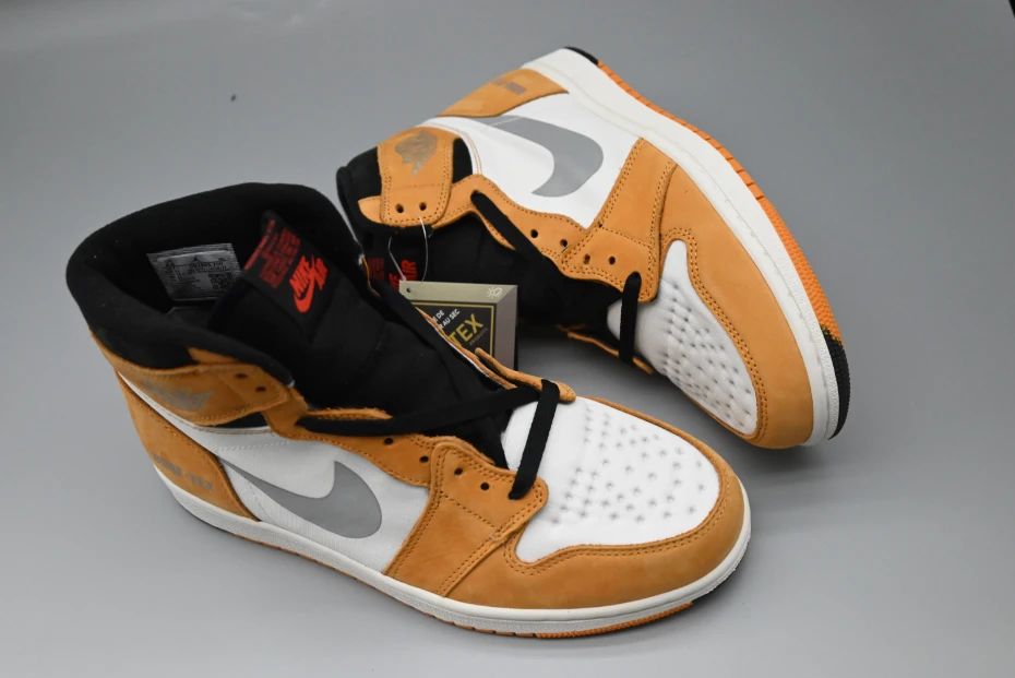 Air Jordan 1 Element Light Curry by Air Jordan