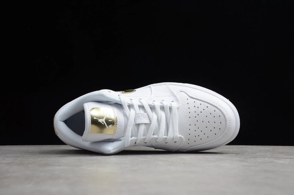 Air Jordan 1 Low Top Platinum by Air Jordan